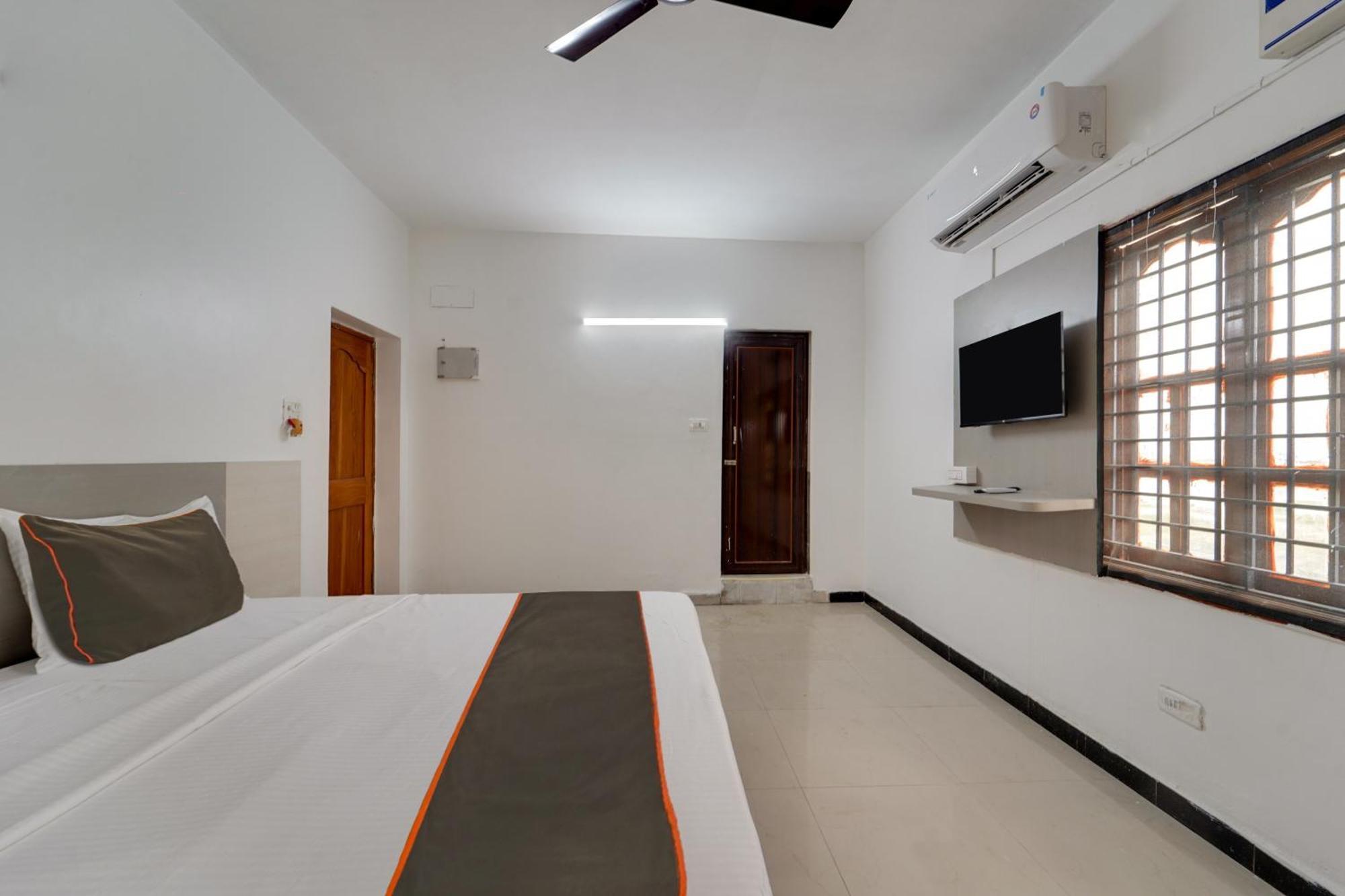 טירופאטי Collection O Mahika Homestay מראה חיצוני תמונה