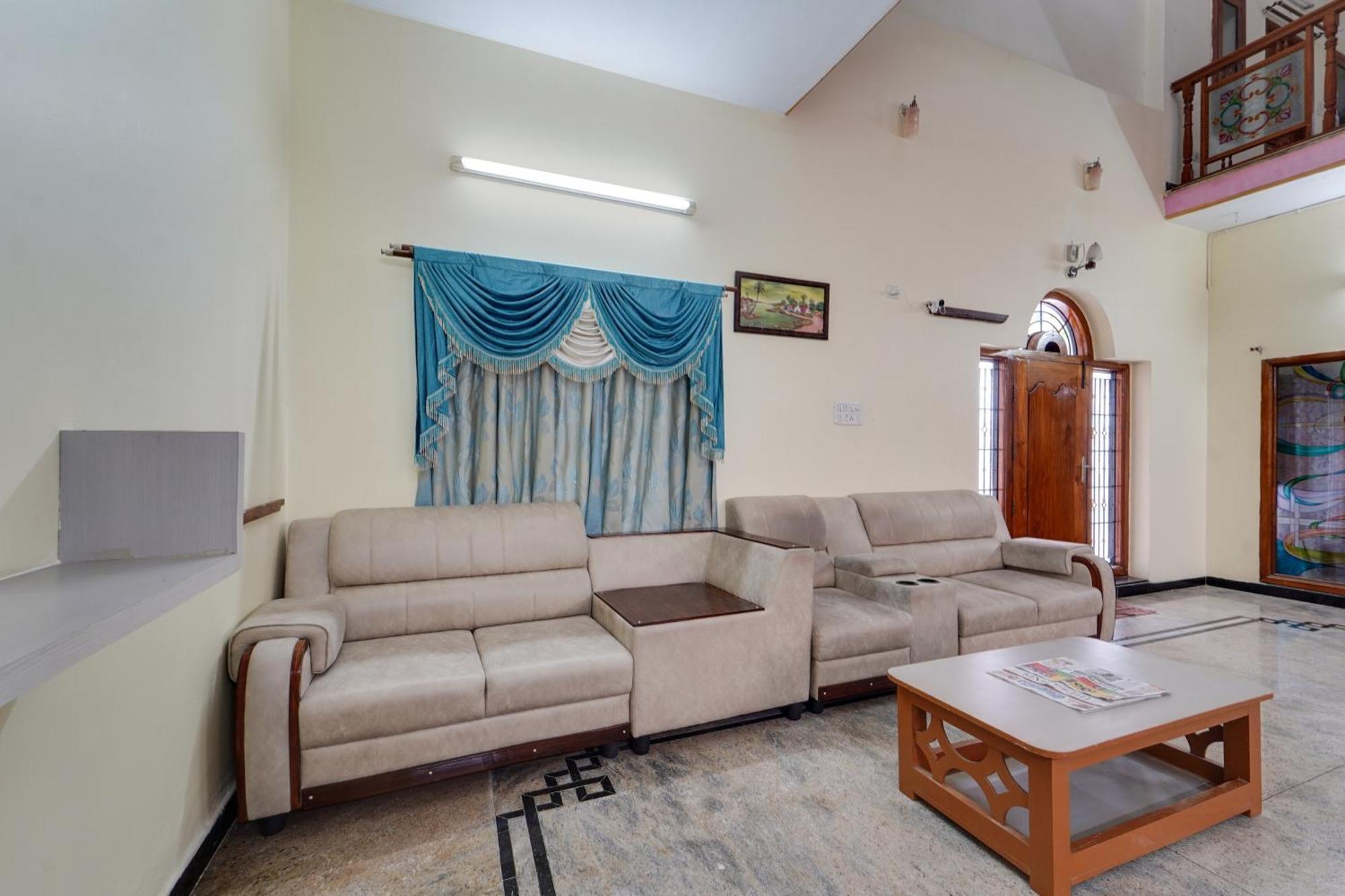 טירופאטי Collection O Mahika Homestay מראה חיצוני תמונה