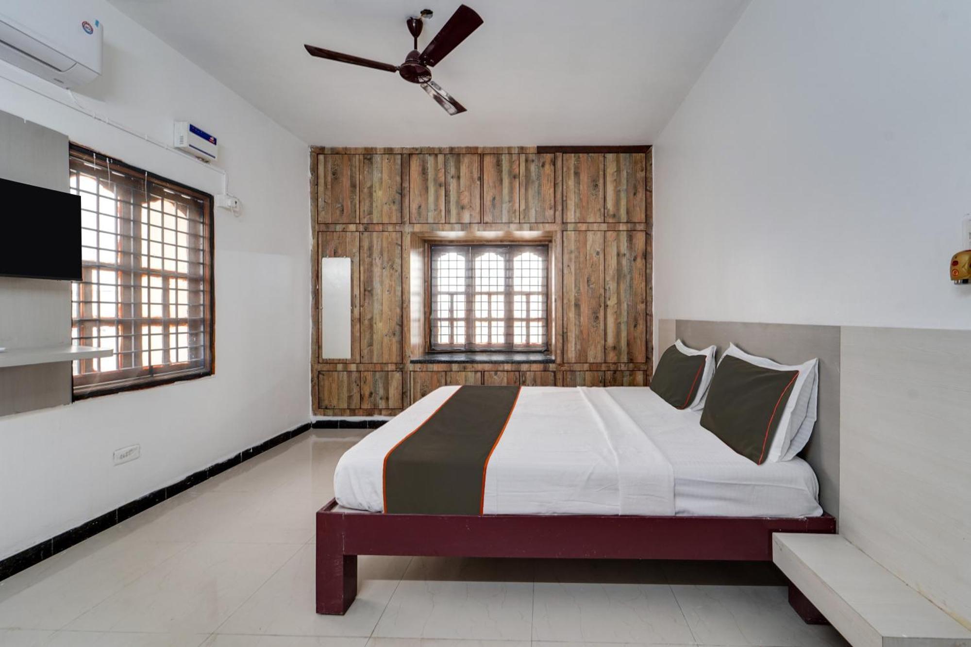 טירופאטי Collection O Mahika Homestay מראה חיצוני תמונה